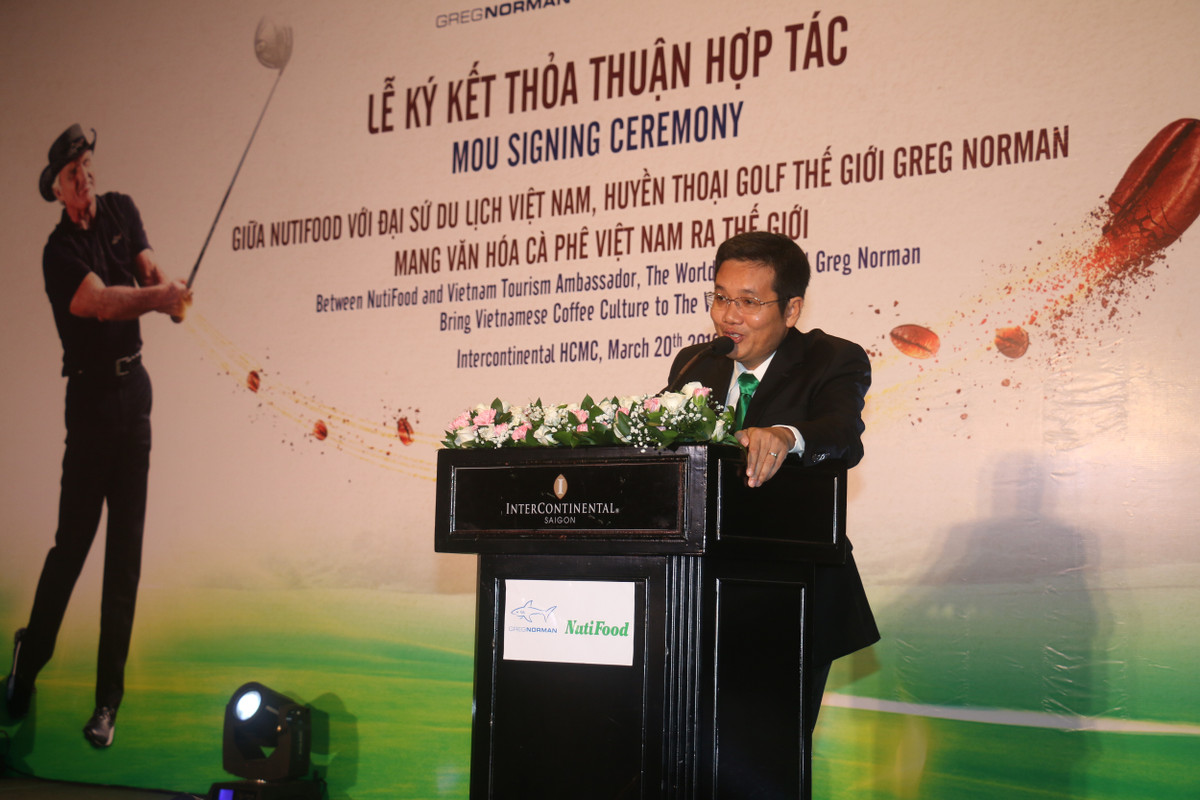 Nutifood hop tac cung huyen thoai golf Greg Norman mang van hoa cafe Viet ra the gioi-Hinh-2
