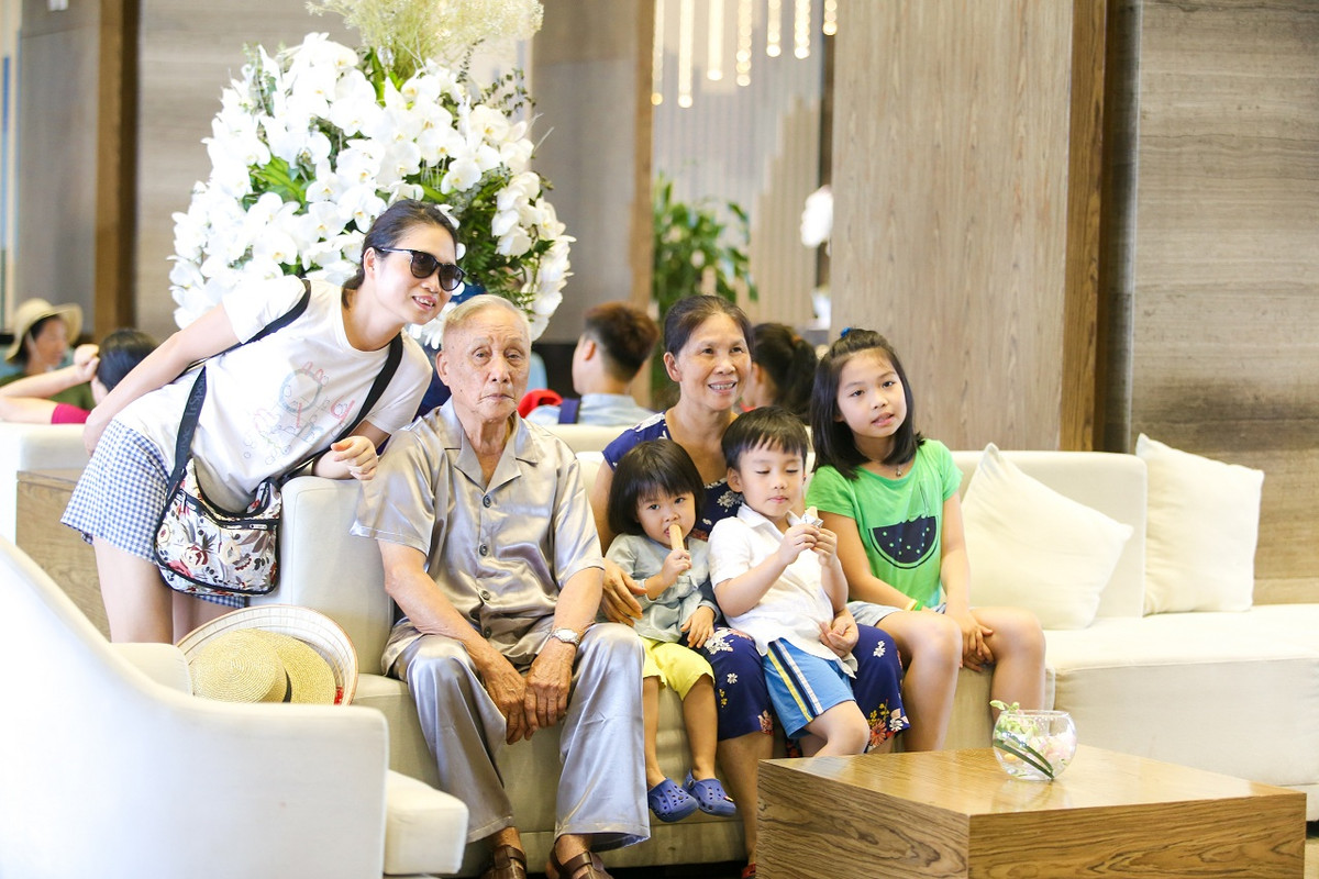 So huu ky nghi: Mo canh cua ngam nhung “tuan trang” moi-Hinh-2