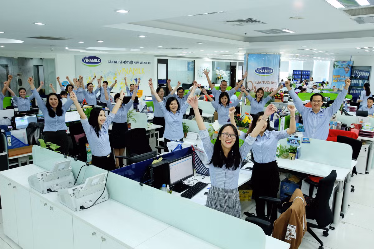 Vinamilk tiep tuc dung dau top 100 noi lam viec tot nhat VN 2018-Hinh-3