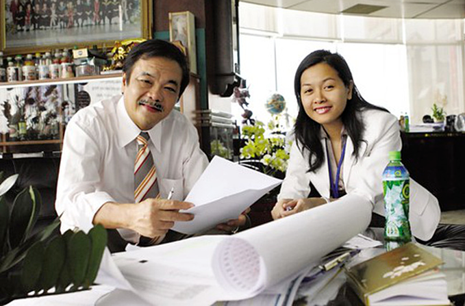 Ai nu Tan Hiep Phat muon thoat khoi cai bong 'con ong chu'-Hinh-2