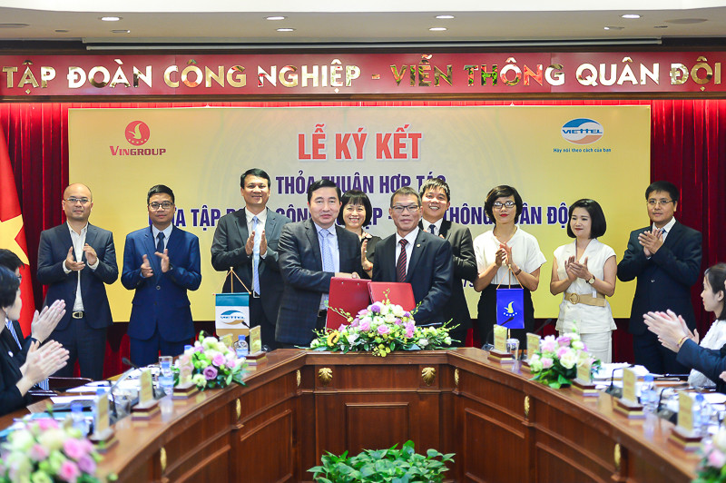 Vingroup va Viettel ky thoa thuan hop tac de dem den dich vu tot nhat cho khach hang