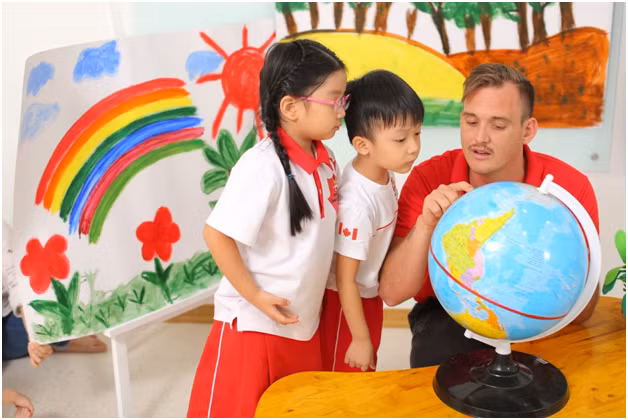 Truong tieu hoc Sunshine Maple Bear: Giup tre song ngu, kien tao tuong lai-Hinh-2