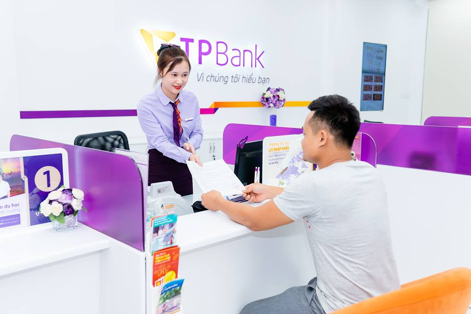 Enterprise Asia trao tang giai thuong kep cho ong Do Minh Phu va TPBank-Hinh-2