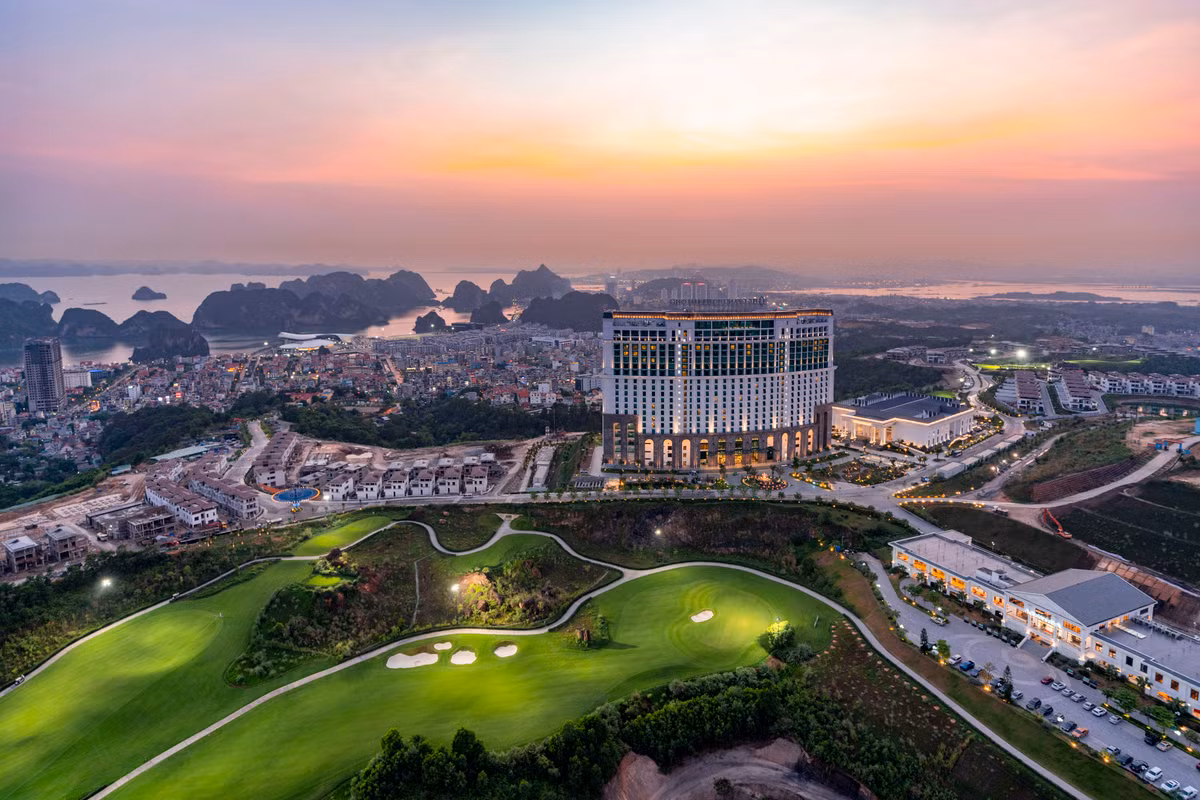 Dem nguoc chao don le hoi Carnaval Ha Long 2019