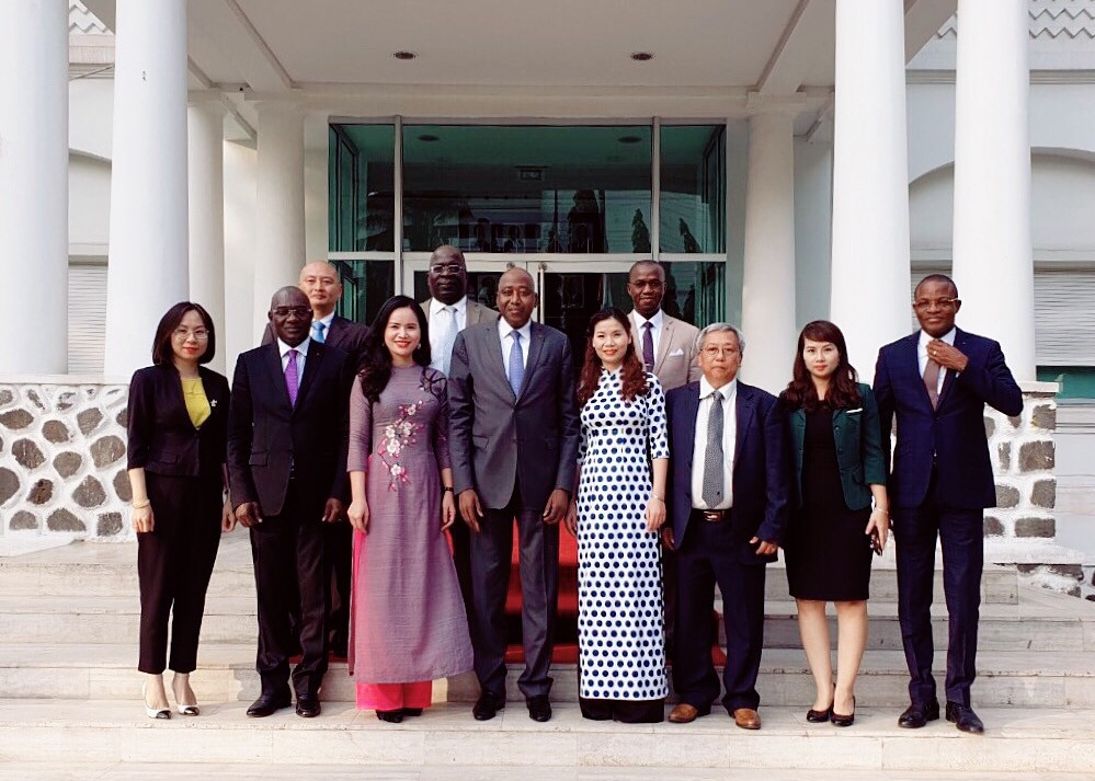 T&T group ky hop dong mua 50 nghin tan hat dieu cua Bo Bien Nga-Hinh-2