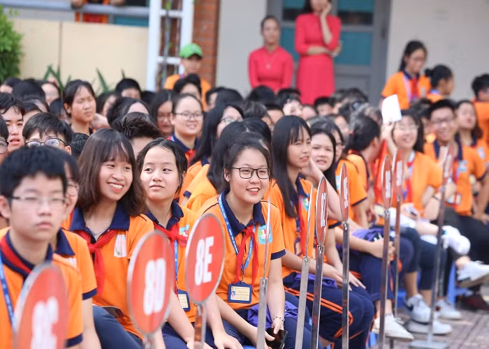 Quang Hai, Bui Tien Dung deo mat na trung thu truyen cam hung tai Strong Vietnam-Hinh-3