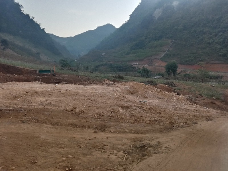 Khai thac Talc trai phep o Son La: Luong khoang san trong nui boc hoi di dau?-Hinh-3