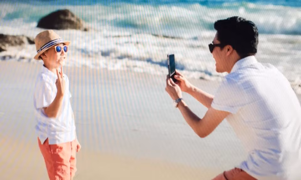 Con trai ca sĩ Quang Dũng bước sang tuổi thứ 6, đang sống cùng ông bà ngoại tại Mỹ.