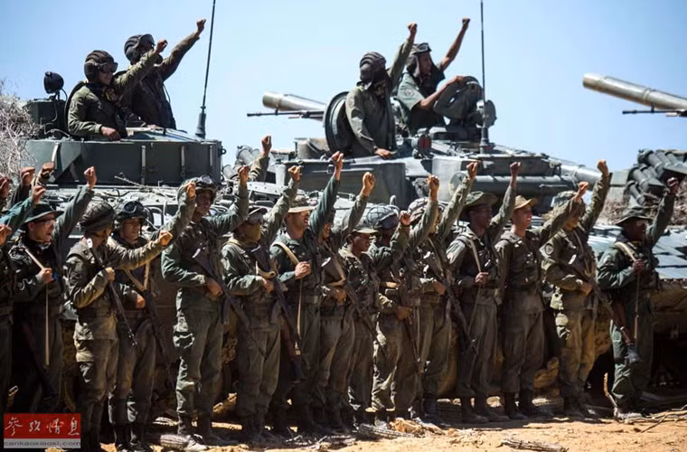 Quyết tâm hoàn thành cuộc tập trận.