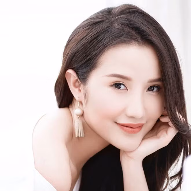 Primmy Trương không chỉ xinh đẹp, tài giỏi mà còn sinh ra trong gia đình quyền quý.