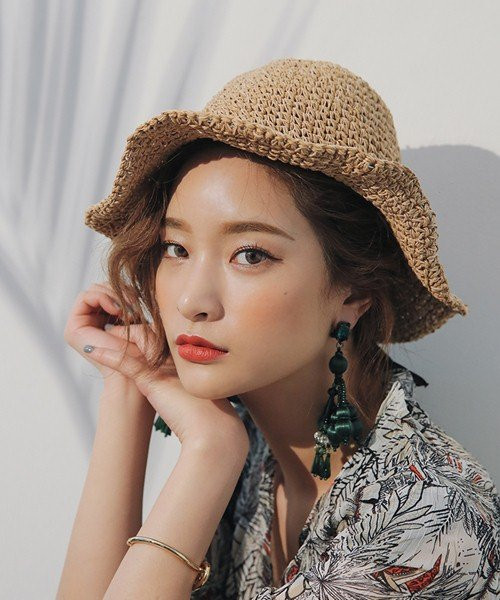 Những đôi khuyên tai luôn mang lại sự nữ tính, nét tinh tế và hấp dẫn cho người đeo. Ảnh: vietnamnetjsc.