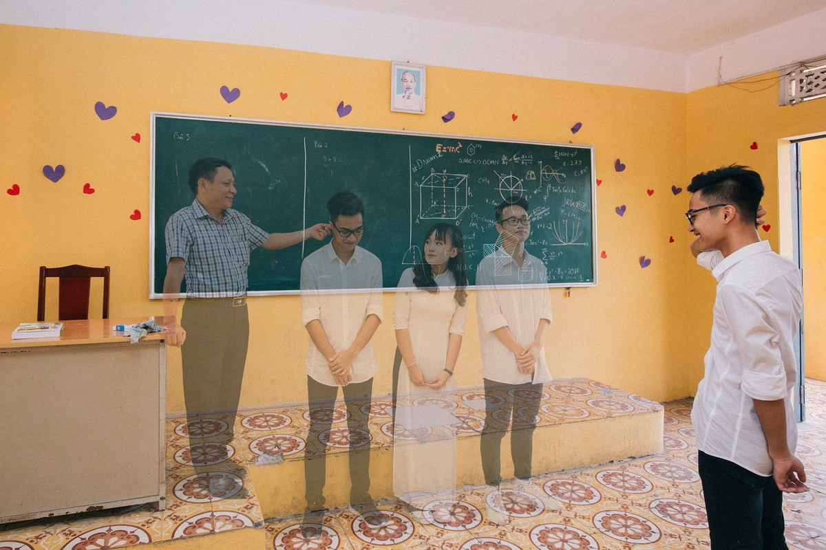 ”Tôi ước bây giờ được ngủ một giấc, mở mắt ra thấy mình vẫn ở lớp học ngày ấy”.