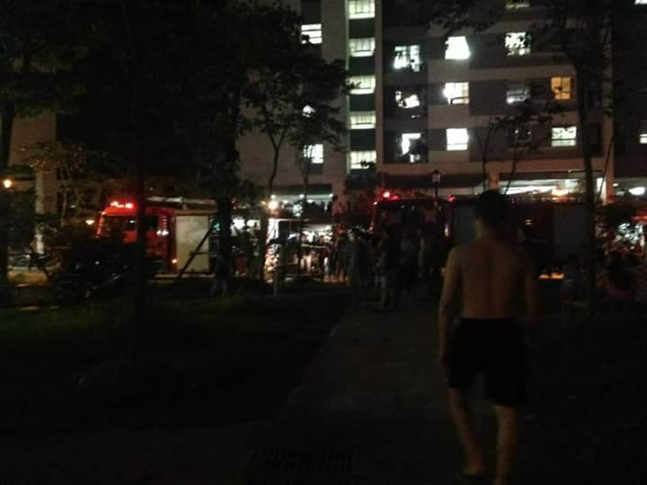 5 xe chữa cháy được điều động.