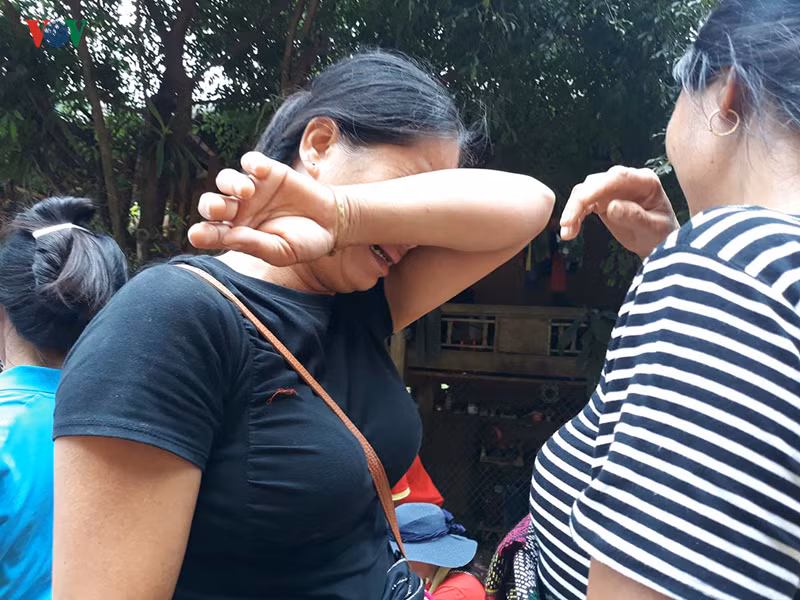 Vi sao hon 100.000 ho dan khong chiu di roi du biet co sat lo dat?