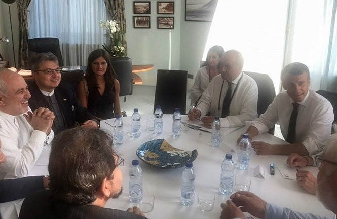 Phap moi Ngoai truong Iran den G7 ma khong bao cho ong Trump?