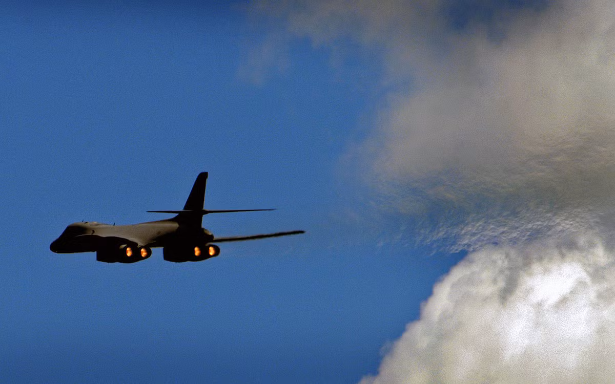 Thông cáo của Không quân Mỹ nêu rõ: "Các phi đội B-1B có nhiều kinh nghiệm tác chiến trong khu vực Thái Bình Dương, giúp nâng cao đáng kể khả năng tấn công nhanh và rộng, trấn an các đồng minh của Mỹ và tăng cường an ninh, ổn định trong khu vực Tây Thái Bình Dương".