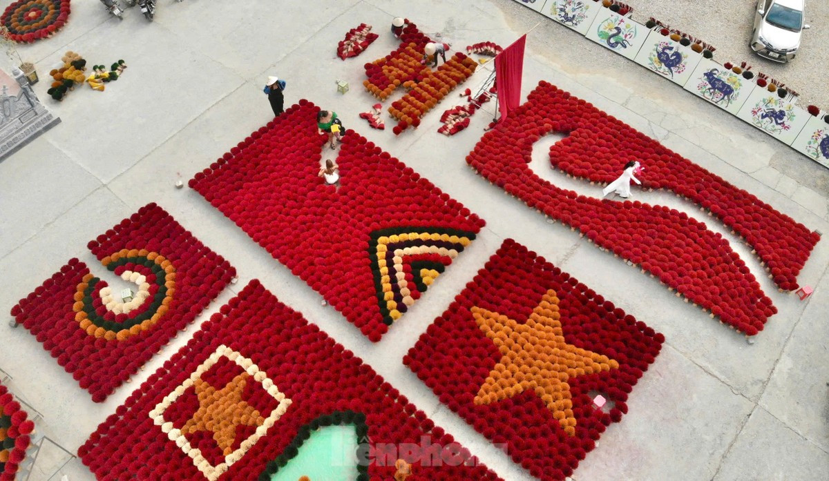 Làng tăm hương Quảng Phú Cầu rực rỡ trước Tết Nguyên đán. (Ảnh: Tiền Phong).