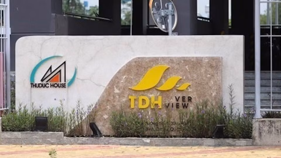 Thuduc House lam an sao truoc khi Chu tich xin tu nhiem?