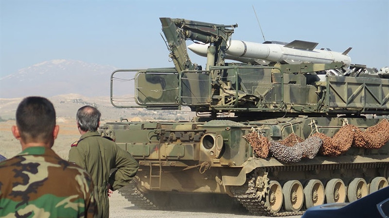 Bí quyết khiến Syria ngăn chặn thành công đợt không kích của Israel như tuyên bố được SANA lý giải xuất phát từ việc trận địa phòng không quanh Damascus vừa được gia cố thành công với bản nâng cấp của hệ thống tên lửa phòng không S-125 Pechora cùng một số hệ thống tên lửa tối tân khác như Buk-M2E.