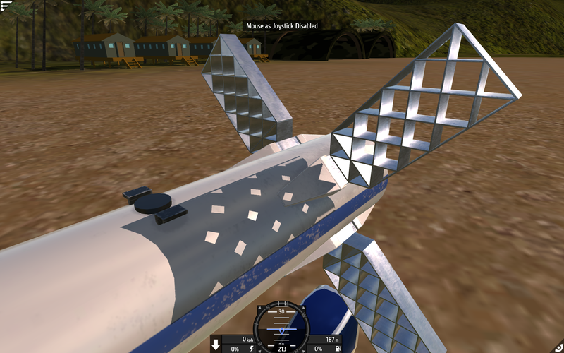 Mỗi cánh lớn cũng có thiết kế khung, bên trong có các miếng kim loại dạng lưới nhằm giúp tăng diện tích bề mặt cánh lái, tăng tốc độ bay mà vẫn làm giảm khối lượng.