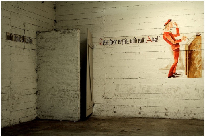 Berliner Bunkerwelten, Berlin, Đức: Trong suốt Thế chiến thứ 2, bên dưới thành phố Berlin là hơn 1.000 đường hầm và boong-ke. Đến nay, nhiều đường hầm đã bị sập xuống hoặc không được tu sửa.