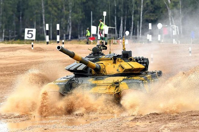 Còn trong giải đấu Tank Biathlon 2020, điểm yếu cố hữu của thiết bị điện tử trên xe tăng T-72B3 khi gặp nước lại một lần nữa thể hiện rõ, khi rất nhiều đội thi đã phàn nàn đây là nguyên nhân chính khiến họ không thể bắn chính xác.