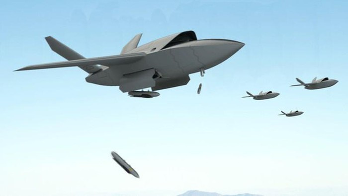 Nhưng không chỉ có vậy, điểm khác biệt giữa XQ-58A với ADM-160 MALD hiện đang được sử dụng là chiếc Valkyrie rất khó phát hiện, nó có thể len lỏi xâm nhập vào sâu trong lãnh thổ đối phương để thực hiện đòn tấn công.