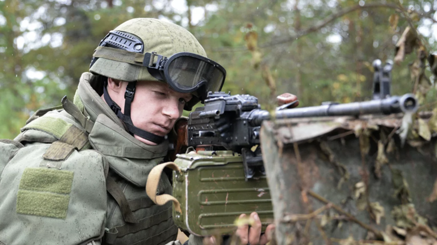 Những thay đổi đáng kể cũng được ghi nhận trên lãnh thổ Nga, khi việc kiểm soát công dân vào nước này đã tăng cường đến mức rất cao, khi dữ liệu được kiểm tra và số điện thoại bị theo dõi.