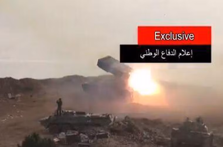 Ảnh: Pháo phản lực TOS-1A khai hỏa đạt nhiệt áp…