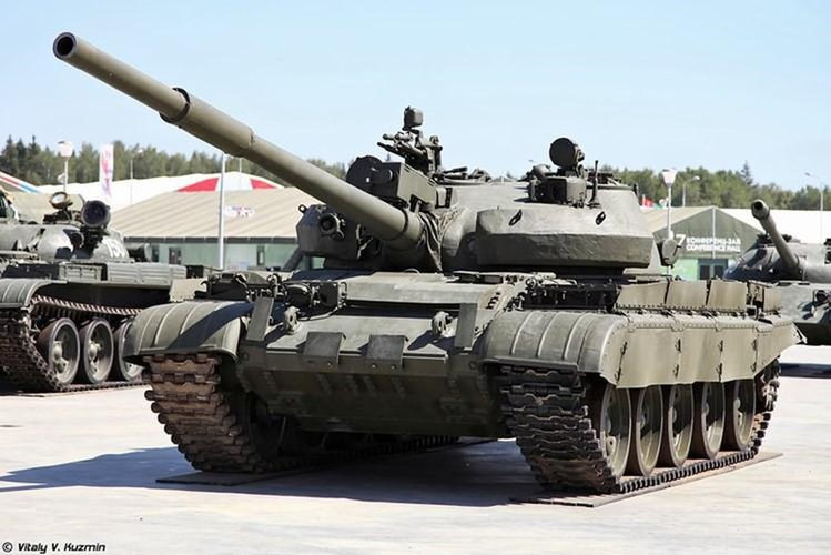 Trong bối cảnh Nga đang sản xuất các loại xe tăng hiện đại như T-90A, T-90M và sắp tới là T-14 để đưa vào biên chế, vì vậy số xe tăng dôi ra càng lớn.