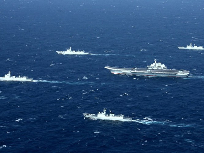 Tới đầu năm 1998, tàu không có động cơ, bánh lái, hầu hết các hệ thống hoạt động, cuối cùng nó được đưa ra bán đấu giá.