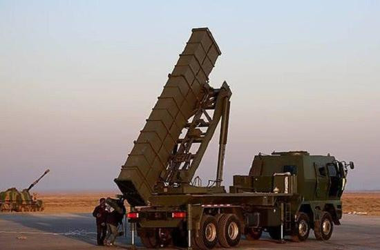 Tầm bắn của pháo WS1B có thể đạt tới 150 km, kèm với đó là Thái Lan cũng đạt được thỏa thuận sản xuất loại đạn của pháo WS1B ở trong nước và phát triển thành công một loại pháo - tên lửa tầm xa DTI-1.