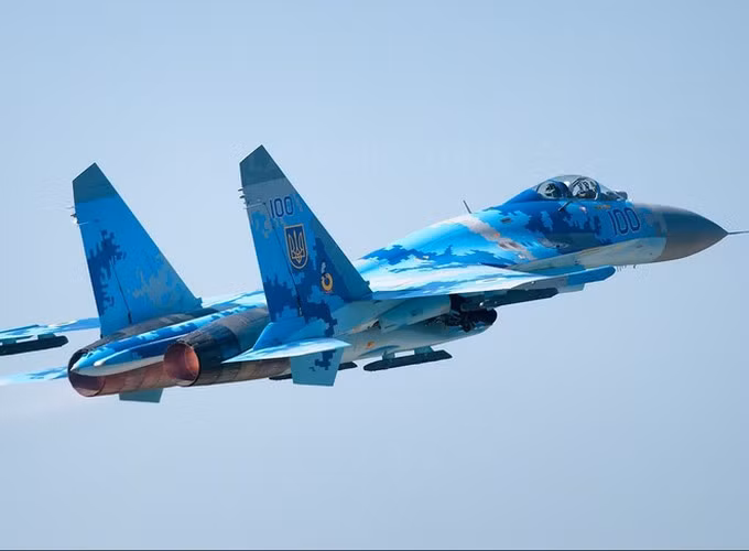 Bên cạnh đó, Ukraine vẫn còn một số máy bay huấn luyện L-39 có thể làm nhiệm vụ chiến đấu cùng với cường kích cánh cụp cánh xòe Su-22 đang được bảo quản, nhưng có vẻ Kiev chưa muốn khôi phục chúng.