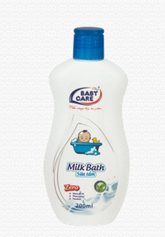 Sữa tắm Baby Care do Công ty TNHH thương mại và dịch vụ Tóc Shine; Công ty TNHH E.ve Vina nhập khẩu và phân phối.