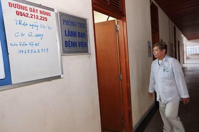 Nhung cuoc goi sai su that toi duong day nong Bo Y te