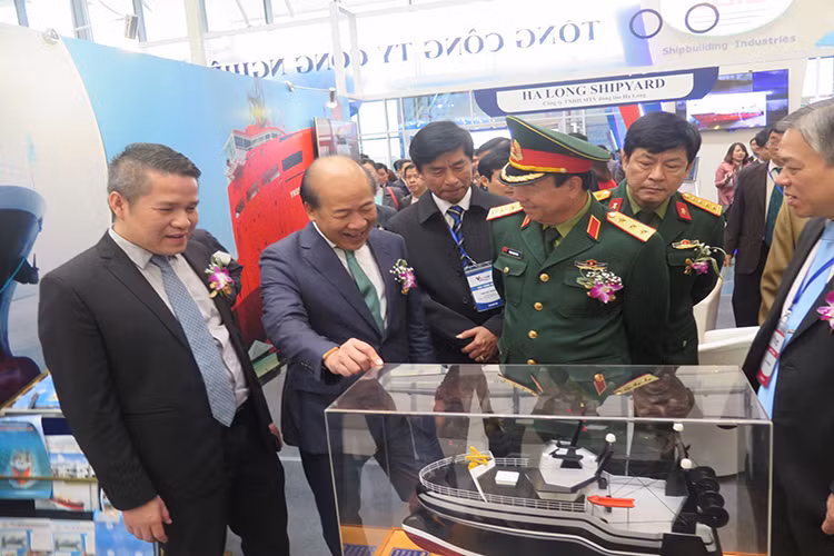 Ấn tượng nổi bật nhất tại Triển lãm quốc tế lần thứ 9 về công nghệ đóng tàu, hàng hải và công trình biển - Vietship 2018 chính là sự tham gia của đông đảo các công ty lớn, nổi tiếng trong nước và quốc tế. Nguồn ảnh: Báo Giao thông.