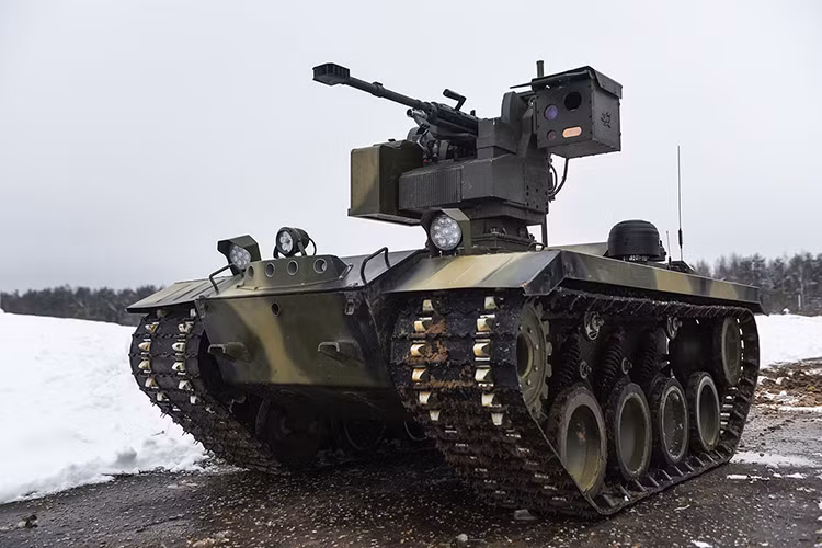 Toàn bộ cụm chiến đấu của robot Nerekhta được đặt trên một khung gầm bánh xích cỡ nhỏ, thân bọc giáp với chiều dài cơ sở 2.5 mét và có bề ngang 1.6 mét. Tải trọng tối đa mà Nerekhta có thể mang theo lên đến 1 tấn. Nguồn ảnh: tvzvezda.