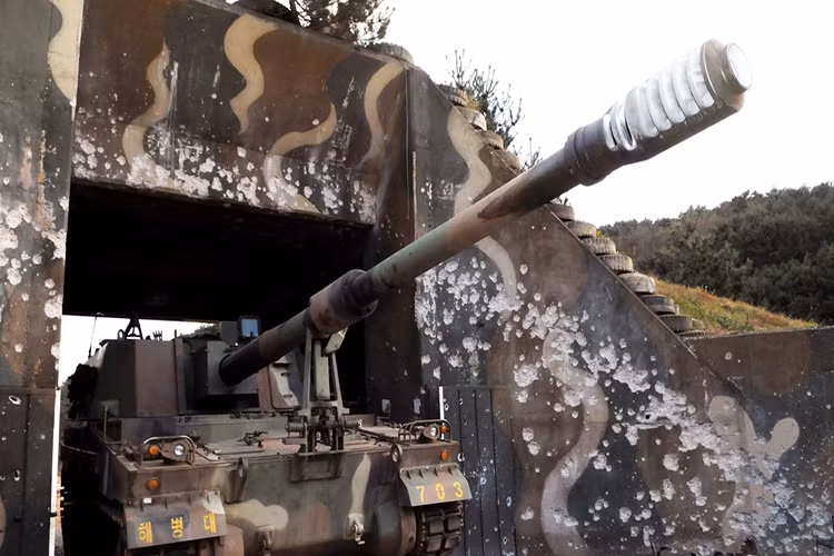 Bên cạnh đạn pháo cho xe tăng T-90S, trước đây có thông tin cho rằng chúng ta còn quan tâm tới cả lựu pháo tự hành bánh xích K9 Thunder do Hàn Quốc sản xuất. Nguồn ảnh: Reddit.