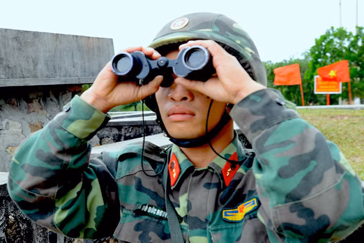 Tăng cường quan sát mục tiêu.