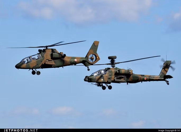 Trang bị này cho phép OH-1 có thể trinh sát và khi cần có thể tấn công mục tiêu với các tên lửa và rocket mang theo. Ảnh: Jetphotos.