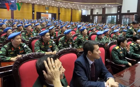 Buổi lễ có sự tham gia của đông đảo các sỹ quan tham gia hoạt động gìn giữ hòa bình LHQ