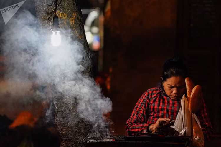 Cho đến một quán ăn ven đường ở thủ đô. Ảnh: Sputnik.