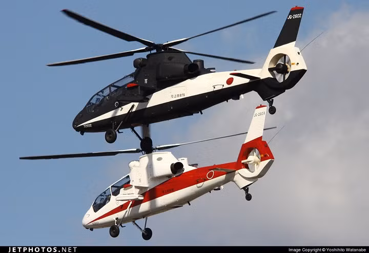 OH-1 Ninja trang bị 2 động cơ tuốc bin trục Mitsubishi TS1-M-10 cho phép đạt tốc độ tối đa 270km/h, tầm bay hơn 500km. Ảnh: Jetphotos.