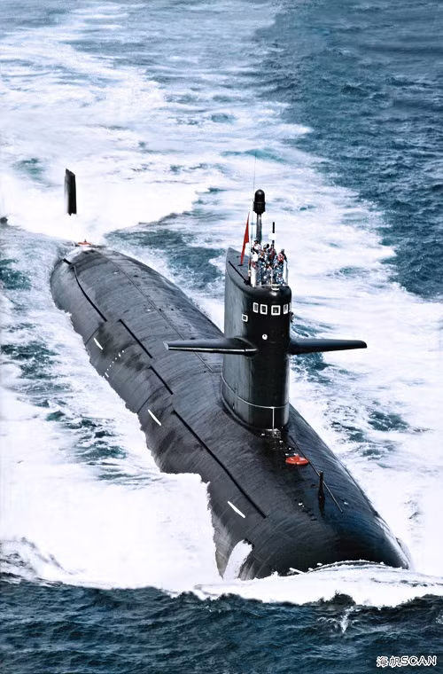 Tàu ngầm tấn công hạt nhân Type 093 là một trong những tàu ngầm hạt nhân chủ lực của Hải quân Trung Quốc hiện nay, mặc dù hiện tại chỉ có từ 2-3 chiếc Type 093 của Trung Quốc còn hoạt động ở biến thể Type 093G. Nguồn ảnh: defence.pk.