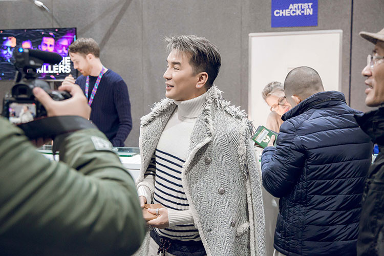 Đàm Vĩnh Hưng yêu thời trang ngay từ lúc còn chưa nổi tiếng. Ảnh: Vietnamnet