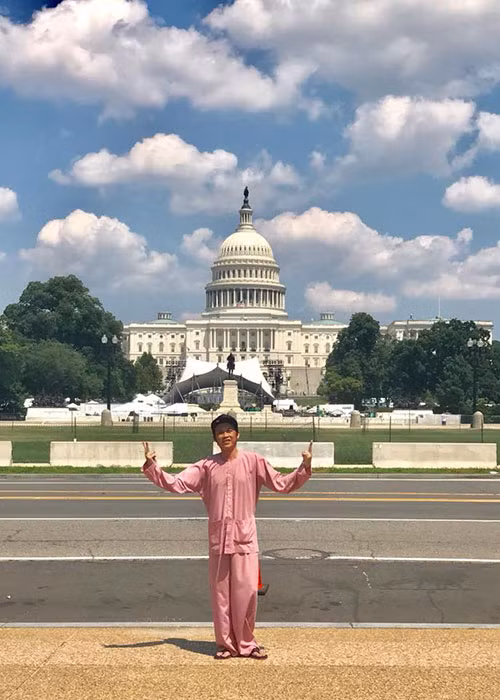 Hoài Linh có cuộc sống đầy giản dị, không xa hoa dù là nghệ sĩ đắt show.