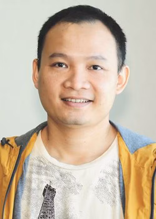 Lại Bắc Hải Đăng sinh năm 1979, là cựu sinh viên của Học viện Báo chí và Tuyên truyền. Anh bắt đầu làm việc ở VTV từ rất sớm. Năm 2010, con trai độc nhất của nhà báo Lại Văn Sâm gác bỏ công việc đi du học tại Australia. Sau khi về nước, anh đảm nhiệm vai trò đạo diễn của hàng loạt chương trình Đồ Rê Mí, Rung chuông vàng, Ai là triệu phú và làm Tổng đạo diễn chương trình Điều ước thứ bảy.