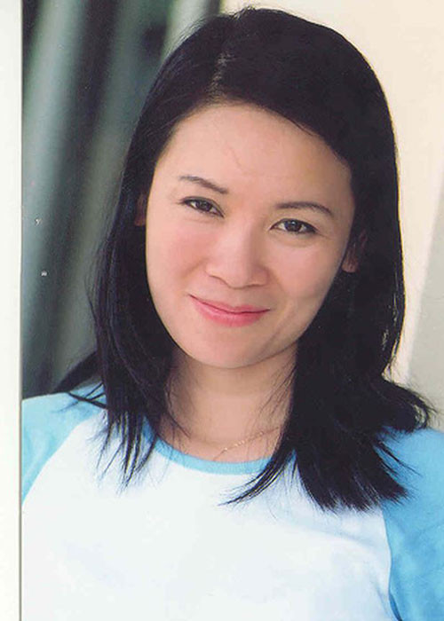 Sau khi tốt nghiệp Đại học và Cao học tại Trường Đại học Tổng hợp Lomonosov ở Nga, Tạ Bích Loan gia nhập VTV với vai trò dẫn dắt các gameshow như: "7 sắc cầu vồng", "Đường lên đỉnh Olympia", "Người đương thời"...