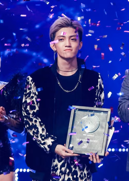 Chiến thắng của Tùng Dương gây tranh cãi bởi nhiều ý kiến chê giọng hát của anh yếu, không bằng các thí sinh còn lại lọt chung kết như Hoàng Phương hay Bá Vương.