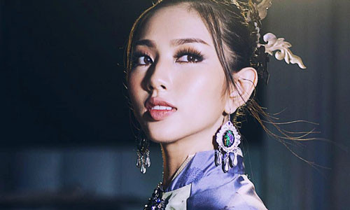 Top 5 Hoa hau Viet Nam lam viec 18 tieng/ngay, kiem tu 60.000 dong